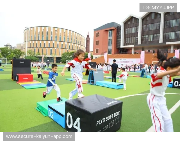 中超青训场馆开放共享政策推动社区运动普及